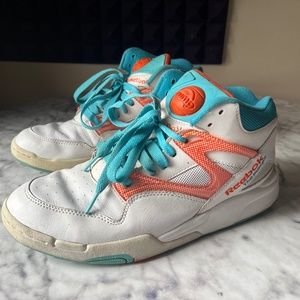 Reebok “The Pump” 90s sneakers